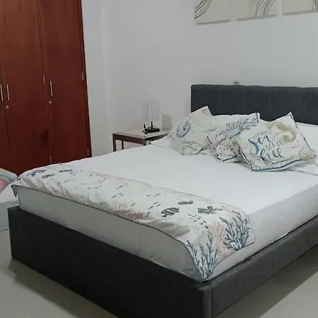 Playa Azul Dos Hab Acceso Directo Al Mar Apartamento Cartagena